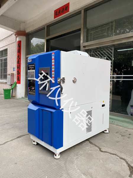 環(huán)境測試用臺式恒溫恒濕試驗(yàn)箱